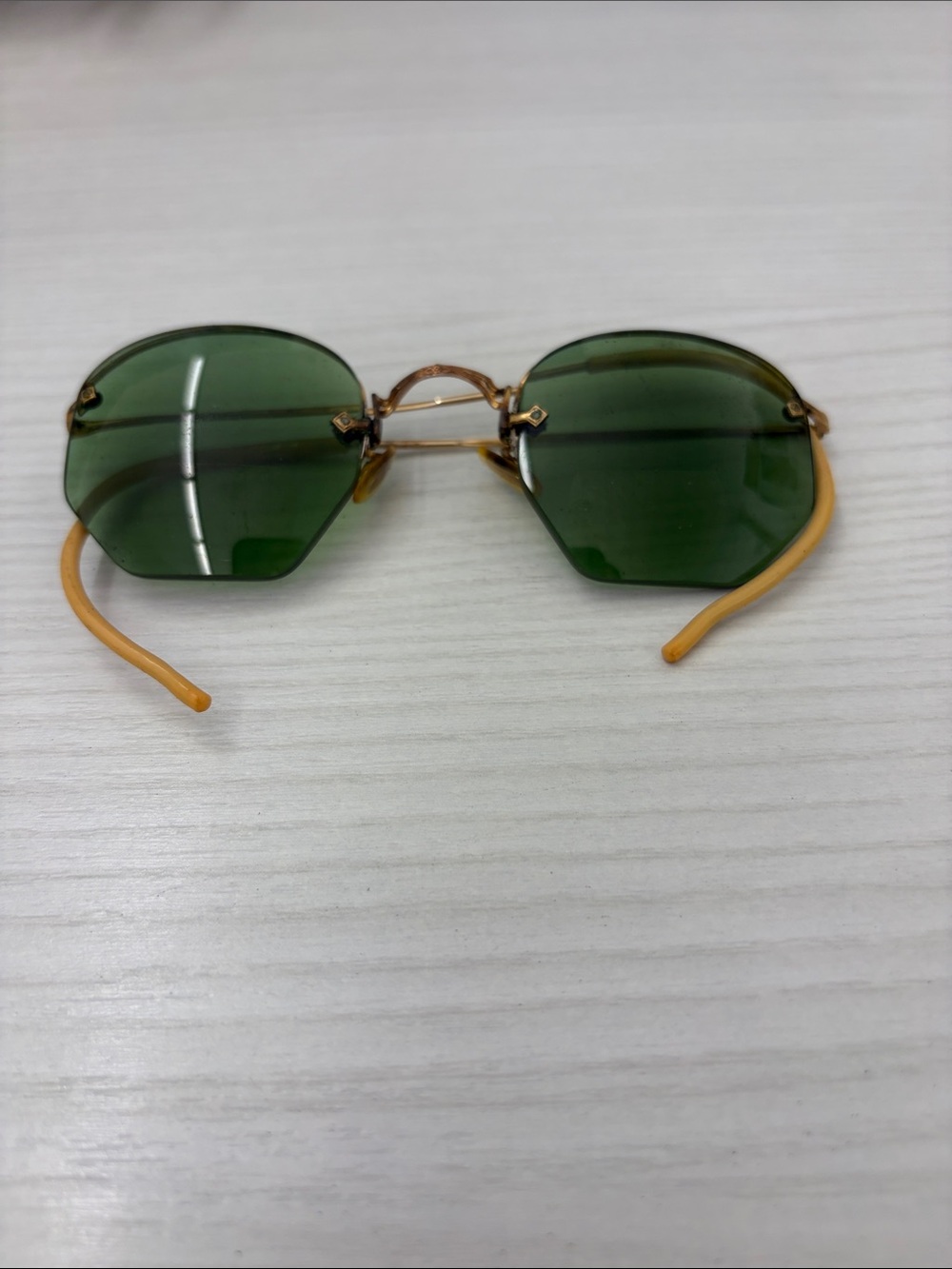 12K GF VINTAGE Green Lens Gold Frame Sunglasses